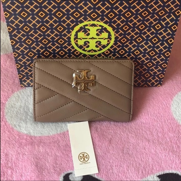 tory burch wallet poshmark
